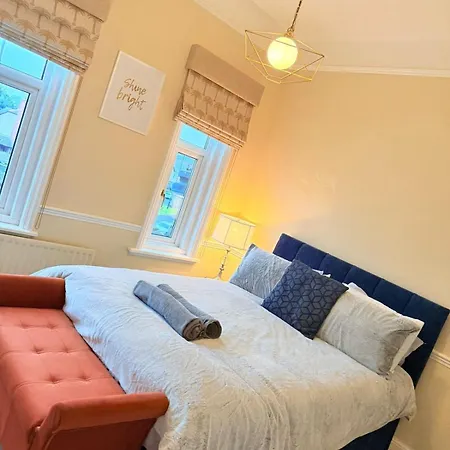 The Platform Penthouse - 3 Bedroom - Sleeps 6